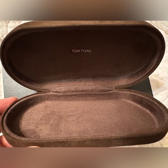 Tom Ford Large Dark Espresso Brown Velvet Sunglasses Hardshell Case - Picture 5 of 6